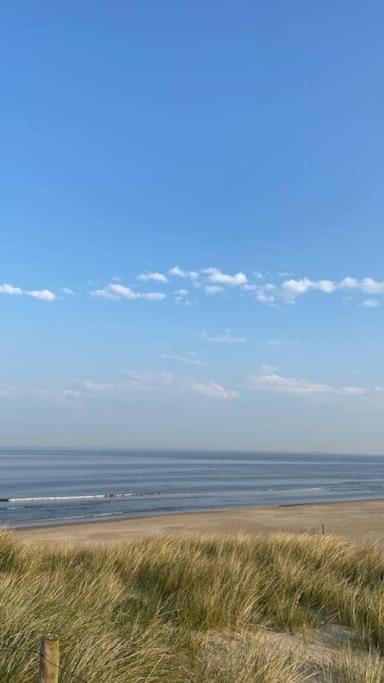 Strandhuisje Freek, 900 M Van Zee En Strand Каллантсог Екстер'єр фото