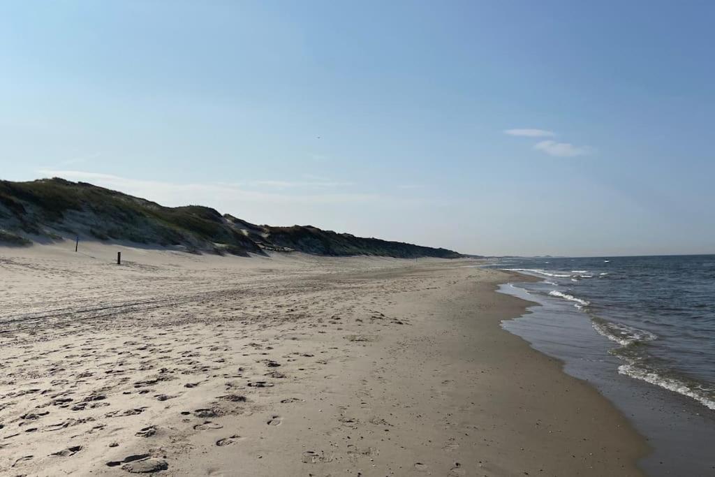 Strandhuisje Freek, 900 M Van Zee En Strand Каллантсог Екстер'єр фото